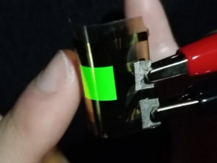 フレキシブルOLED